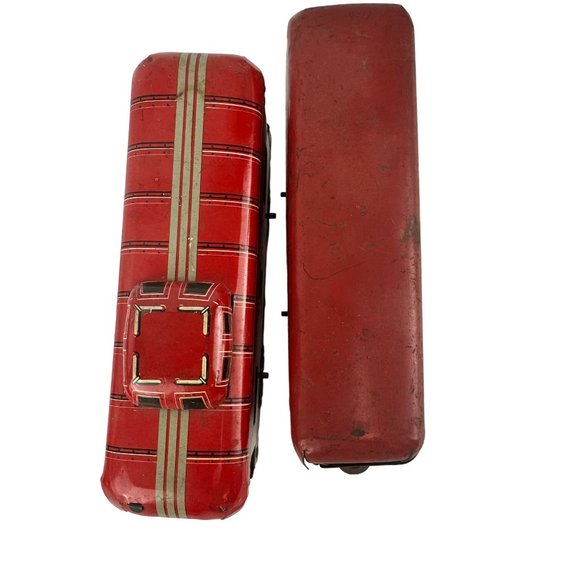 Lot of Two Vintage Marx Tin Railroad Train Passenger Car & Caboose Toy - Picture 8 of 9